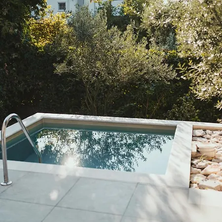 Octo Complex Nea Iraklitsa