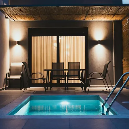 Octo Complex Nea Iraklitsa